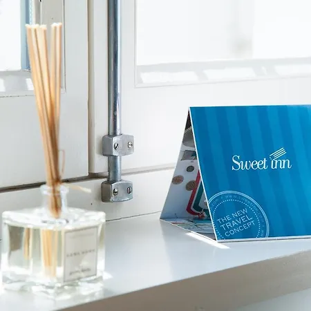 Apartment Sweet - Specchi